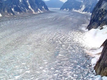 Mt McKinley Fly-by, glacier 4000 ft thick.